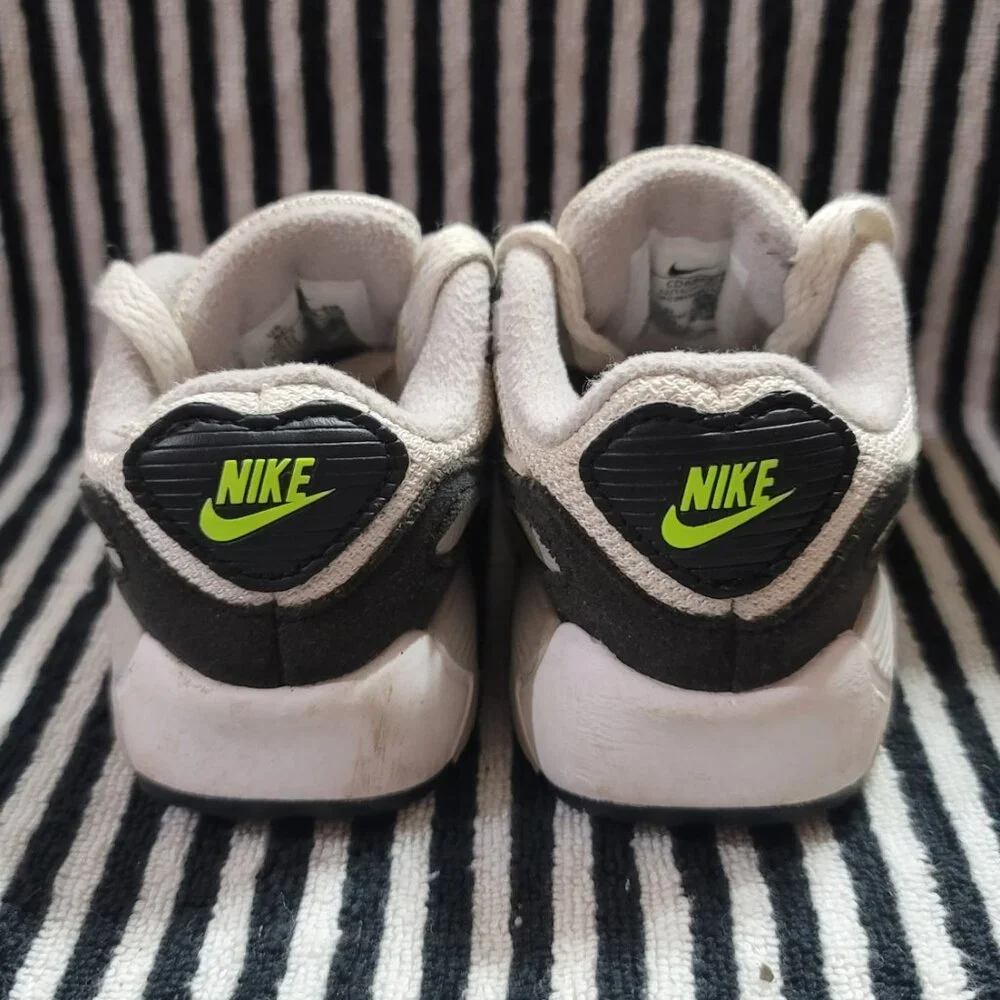 Nike Air Max 90 Huarache - Picture 3 of 5